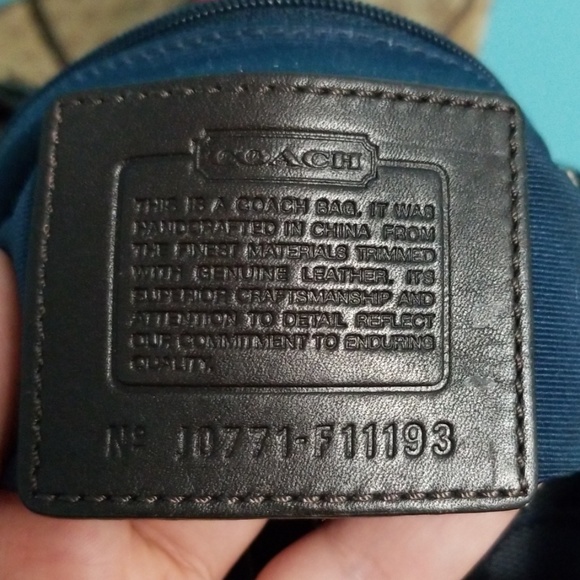 ❣Coach crossbody purse❣ - Picture 6 of 7